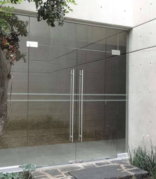 puertas de cristal en Monterrey